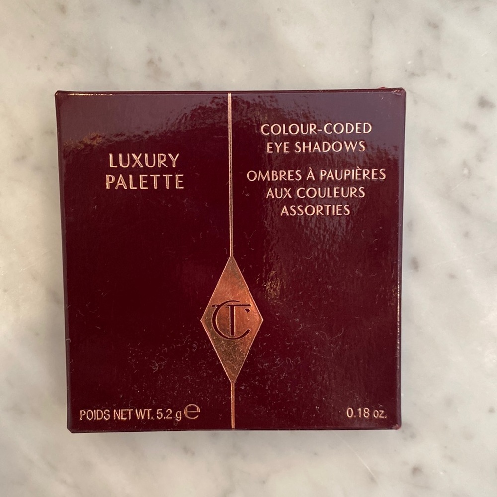 Charlotte Tilbury Brand New never used Pillow Talk Eyeshadow Palette